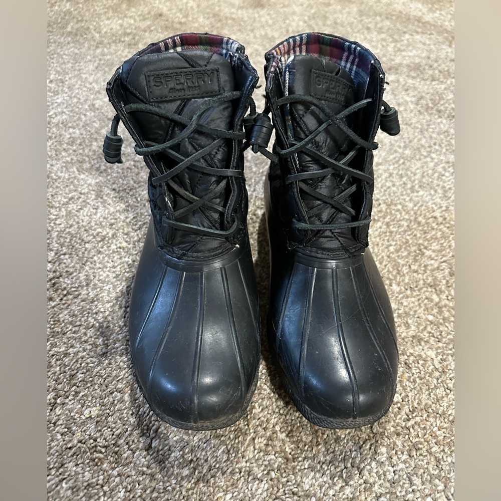 Woman’s Sperry Black Quilted Waterproof Boots - Picture 2 of 13